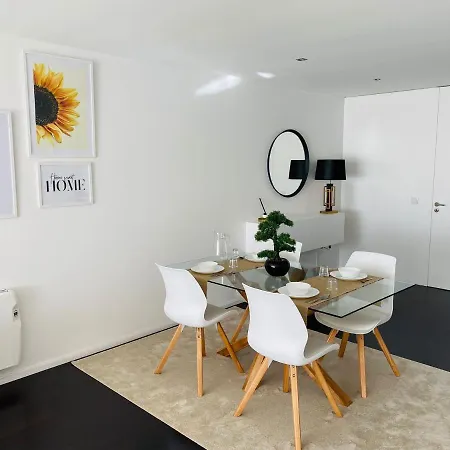 Apartamentos Ofir *